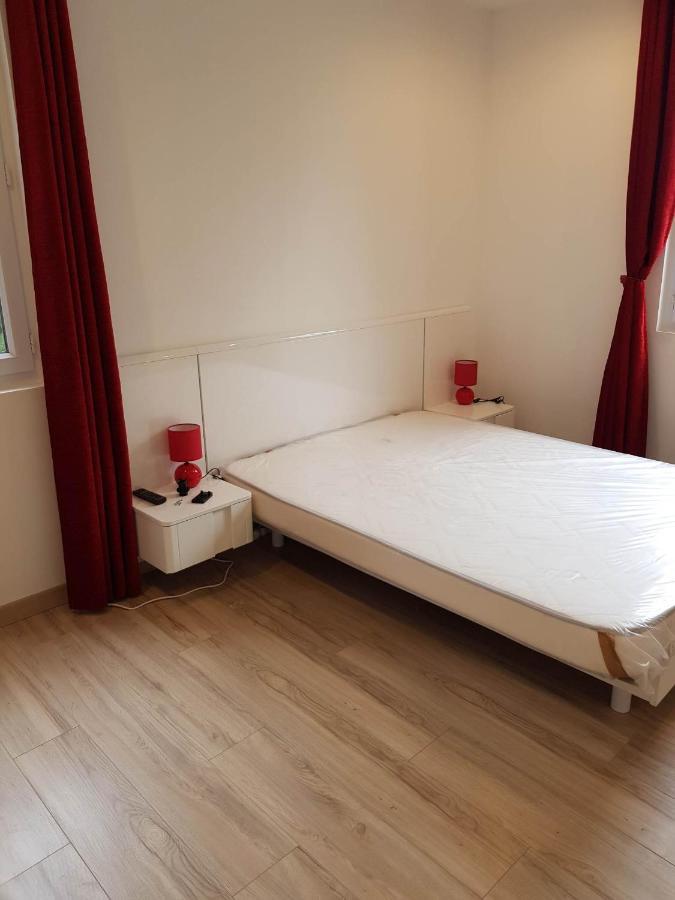 05 - Tres Joli 3 Pieces Neuf 2 Chambres, Logement Tout Equipe Pour 1 A 4 Personnes Maximum, Vue Sur Jardin Avec Parking Privatif, Grand Fourgon Possible, Tout Le Linge De Maison Est Fourni Аннессе-е-Больє Екстер'єр фото